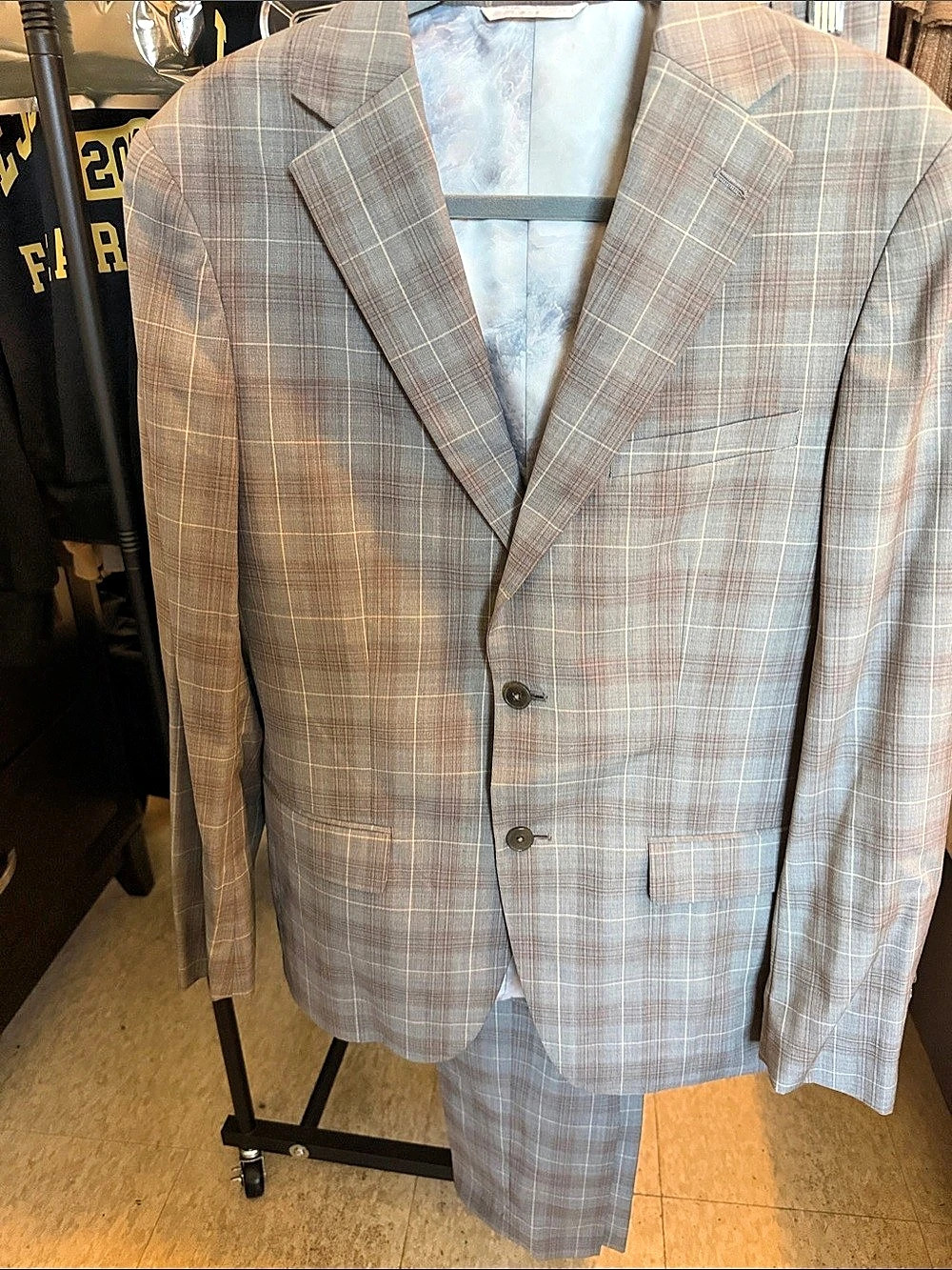 Tallia Men's Plaid Sport Coat in Gray